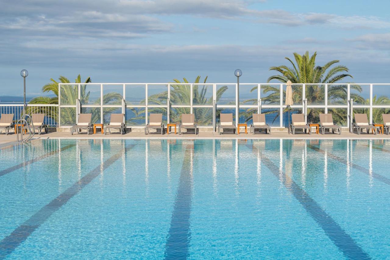 Almadraba Park Hotel Roses Exterior photo