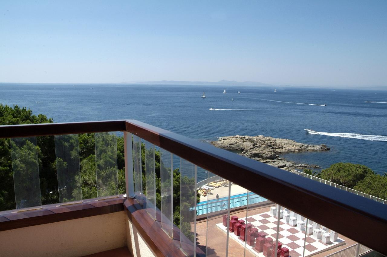 Almadraba Park Hotel Roses Exterior photo